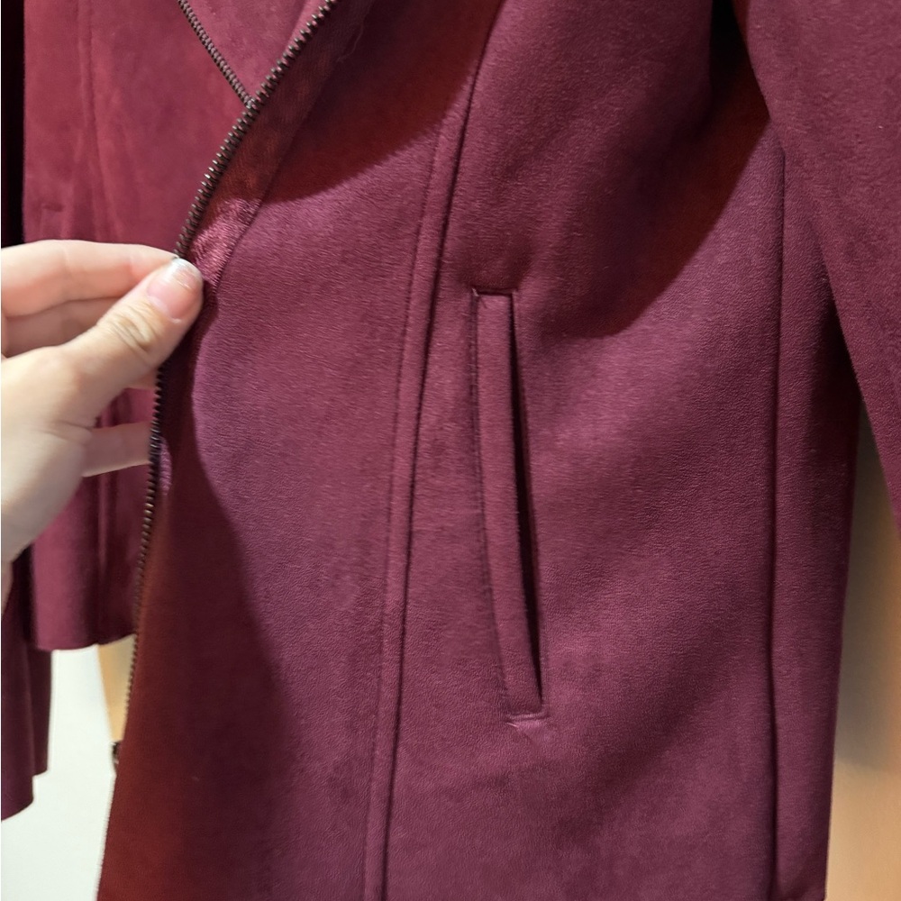 NWOT Kut from the Kloth Burgundy Blazer Cascade Front - Picture 3 of 6